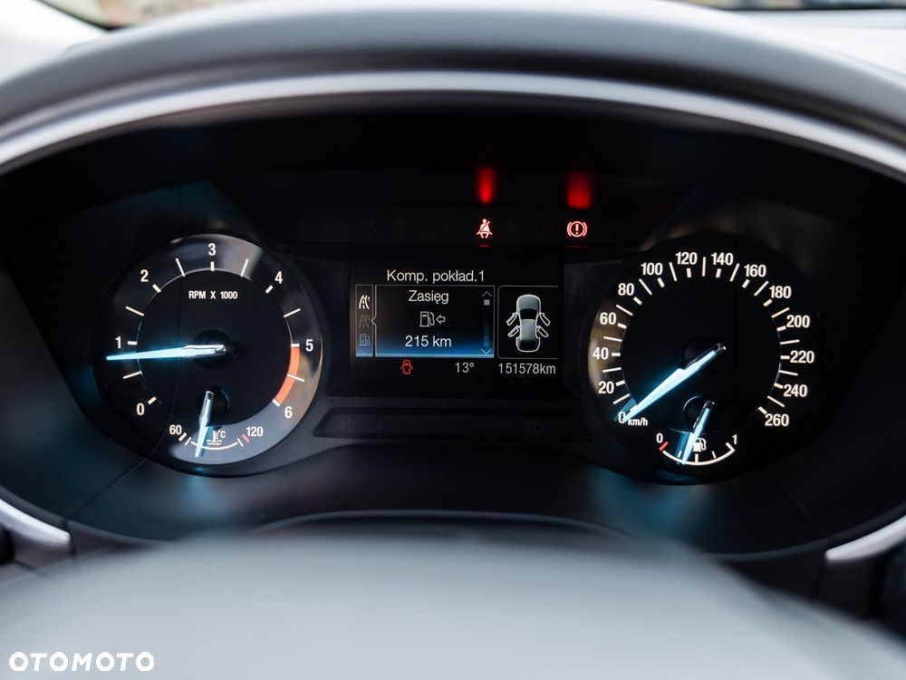 Ford Mondeo 2.0 EcoBlue Titanium - 23