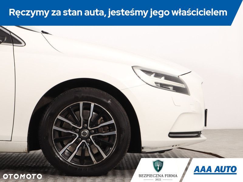 Volvo V40 - 17