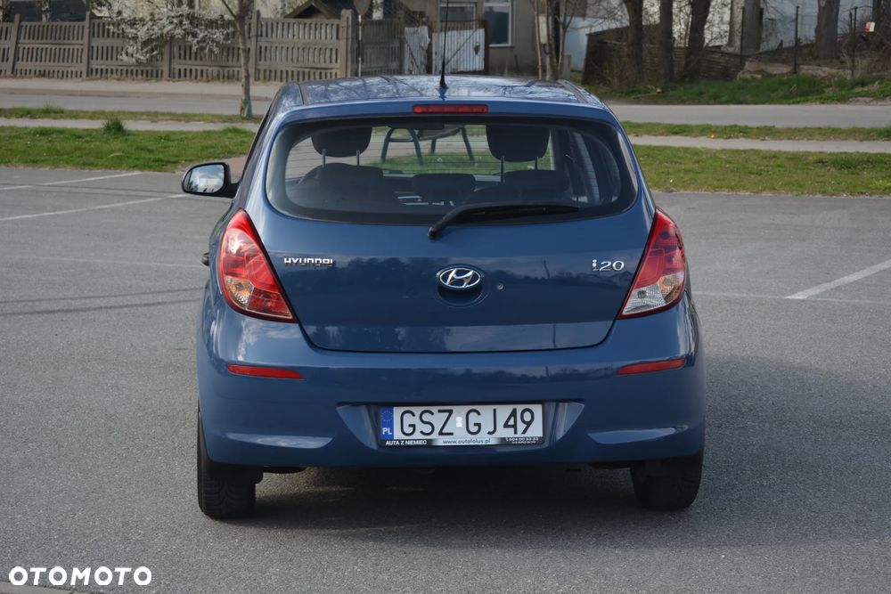 Hyundai i20 - 12