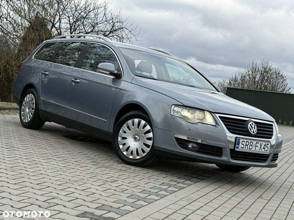 Volkswagen Passat - 2