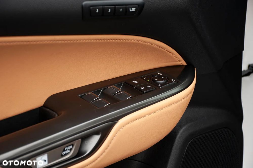 Lexus NX - 35