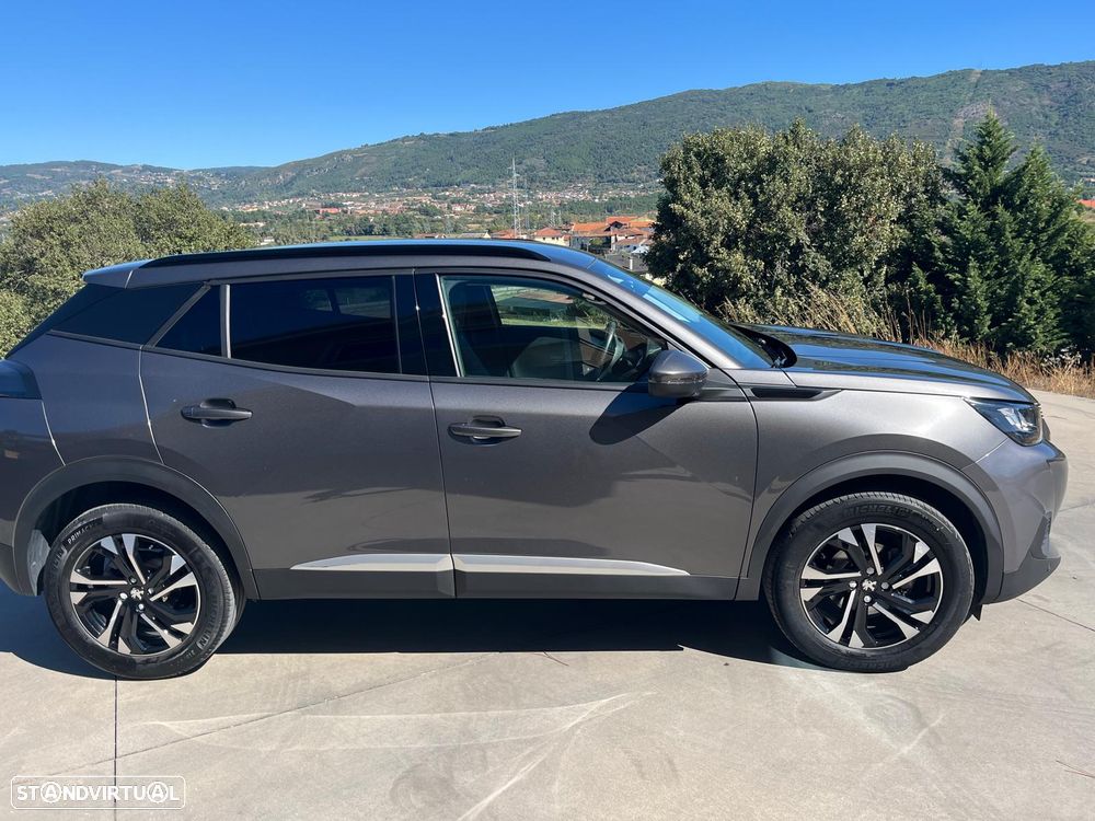 Peugeot 2008 1.2 PureTech Allure - 2