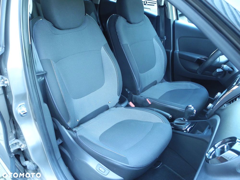 Renault Captur - 19