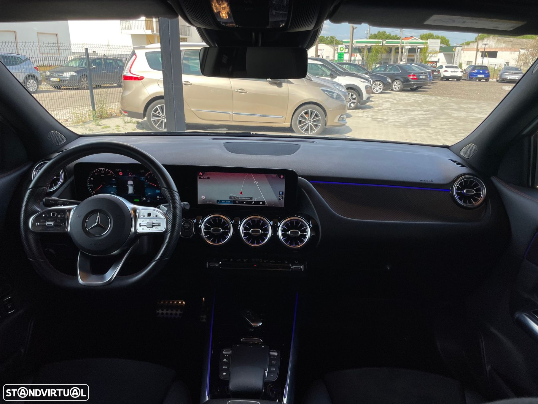 Mercedes-Benz GLA 250 e AMG Line - 17