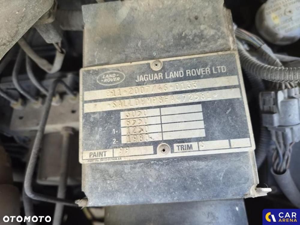 Land Rover Defender - 9