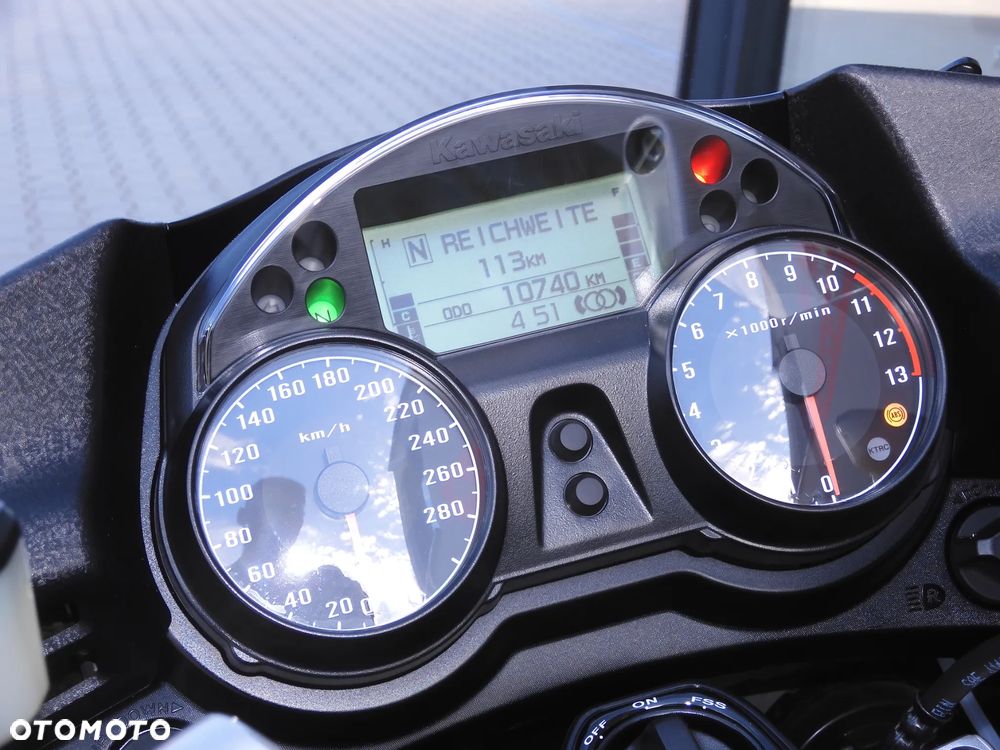 Kawasaki GTR - 37