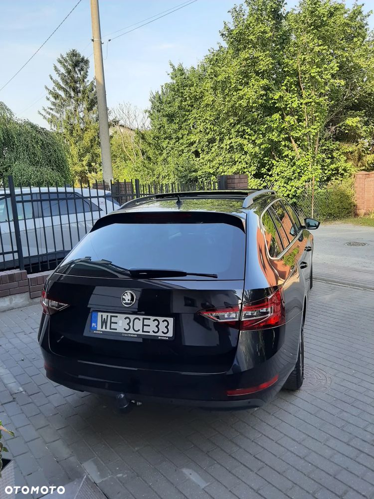 Skoda Superb 1.6 TDI Ambition - 13