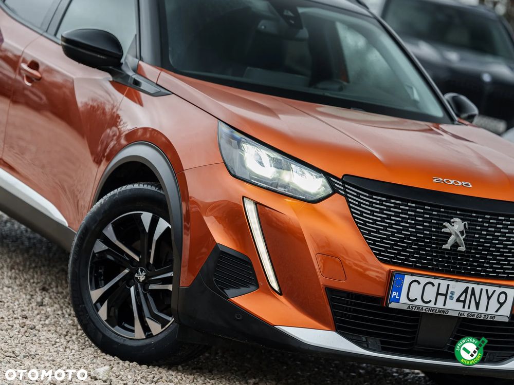 Peugeot 2008 BlueHDi 100 STOP & START Allure - 11