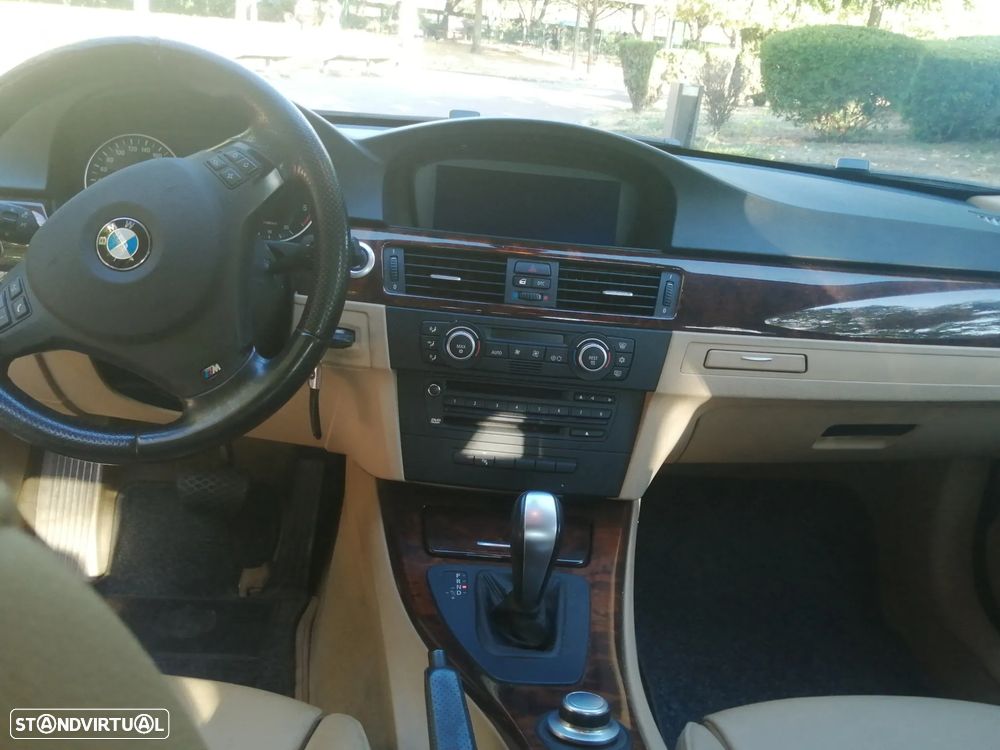 BMW 320 dA - 5