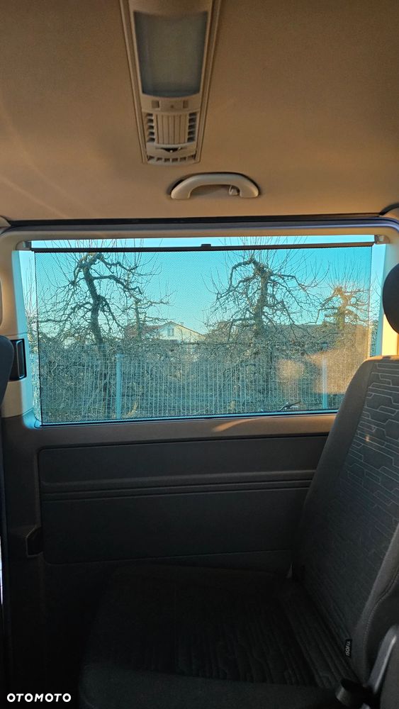 Volkswagen Caravelle 2.0 TDI L2 Comfortline - 5