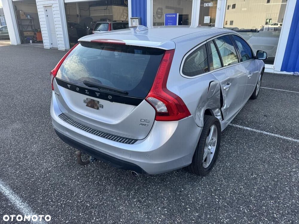 Volvo V60 D5 AWD - 3