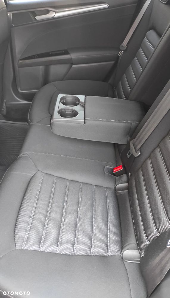 Ford Mondeo - 16