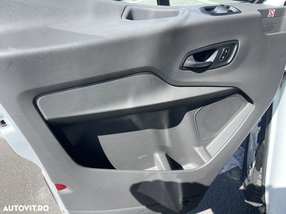 Ford TRANSIT - 11