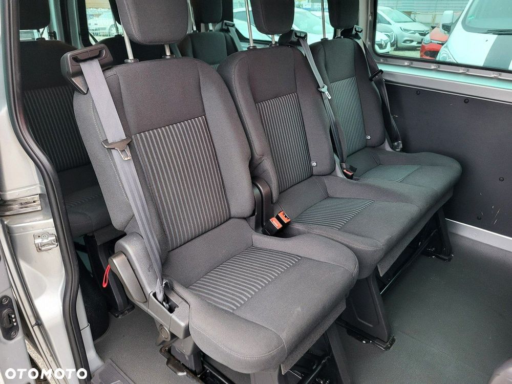 Ford Transit Custom - 19