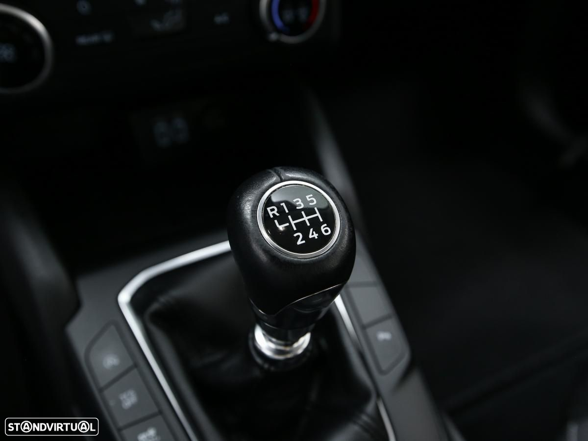 Ford Focus SW 1.5 TDCi EcoBlue Connected - 20