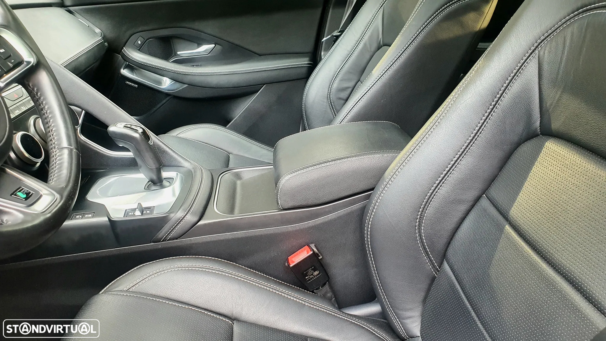 Jaguar E-Pace 2.0 i4D R-Dynamic HSE AWD Aut. - 22