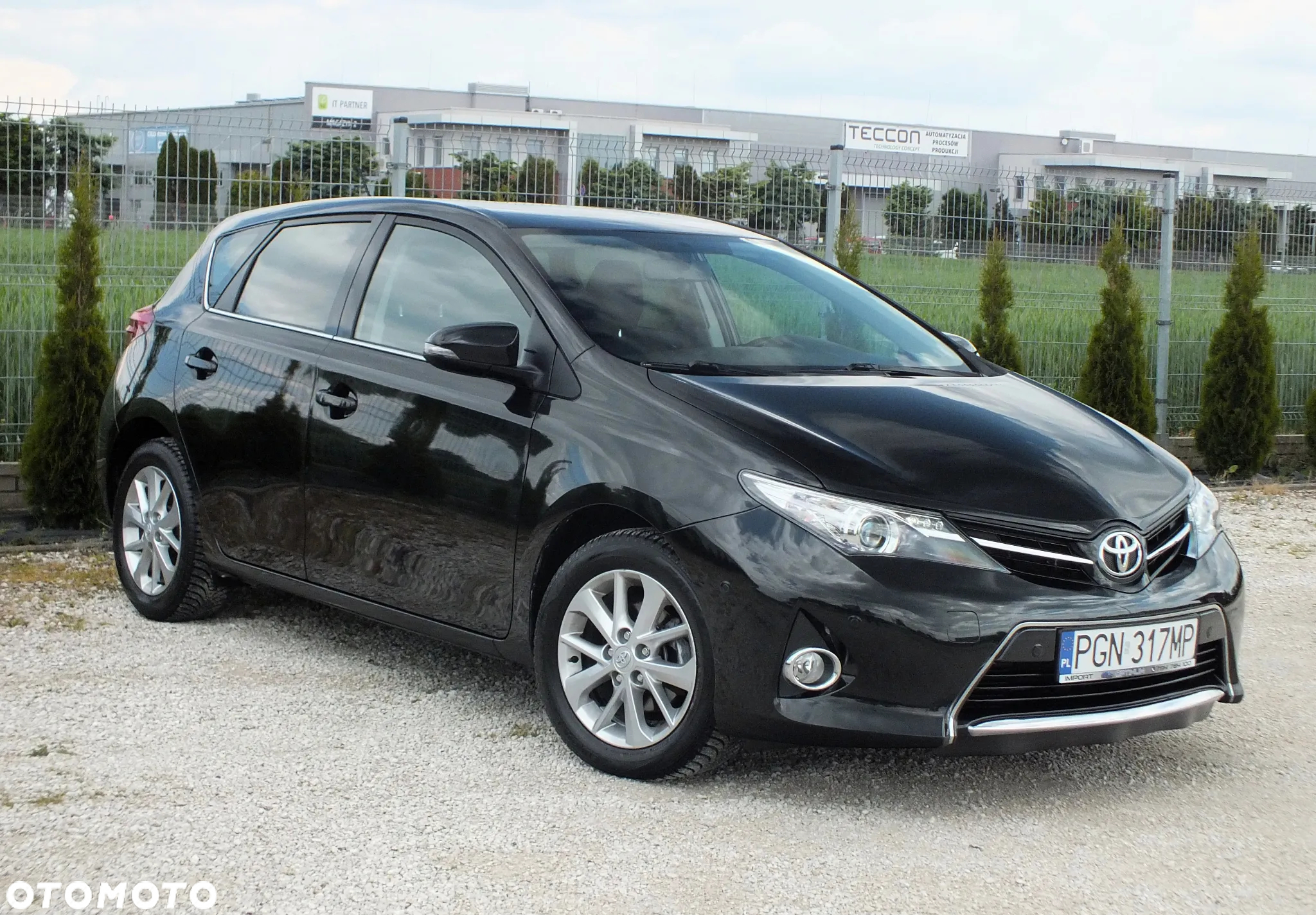 Toyota Auris 1.6 Premium - 2