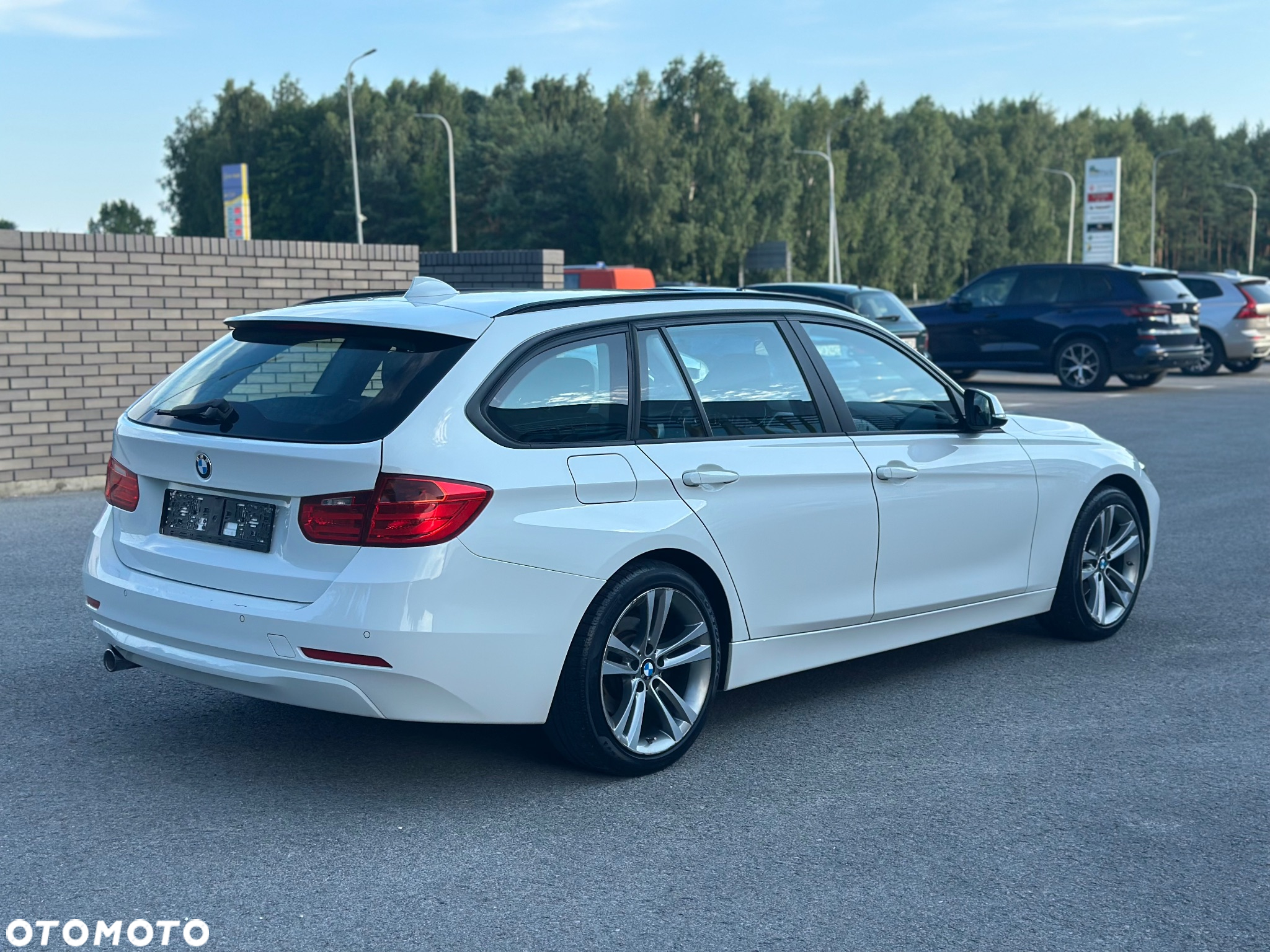 BMW Seria 3 316d Touring - 3
