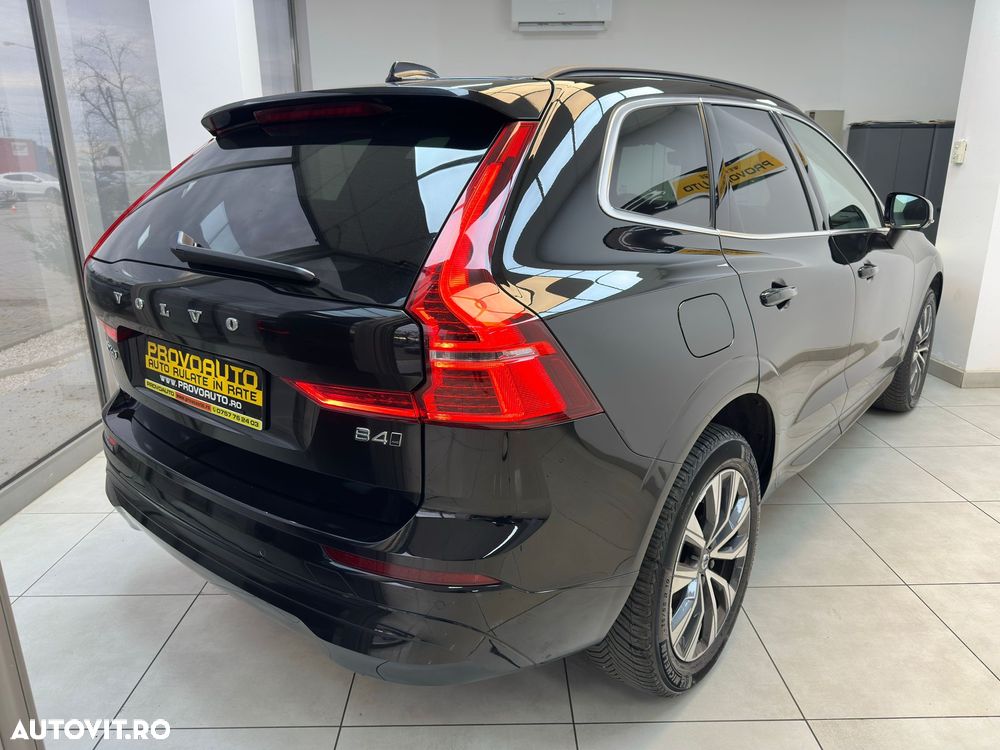 Volvo XC 60 B4 D AWD Geartronic Momentum Pro - 4