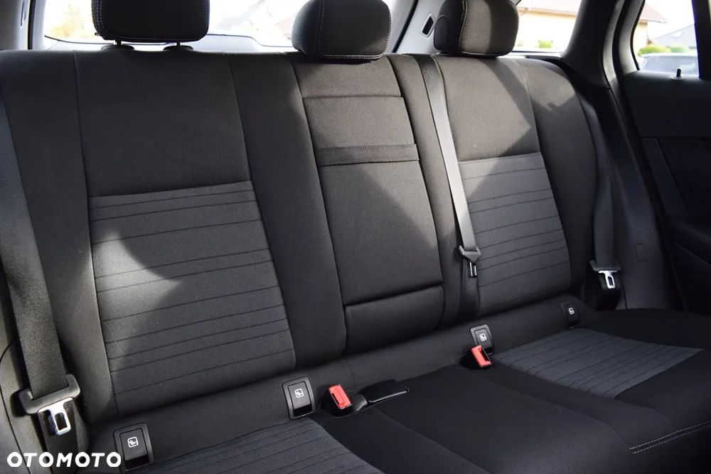 Mercedes-Benz GLC 200 d - 28