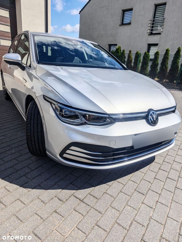Volkswagen Golf 1.5 TSI Life - 1