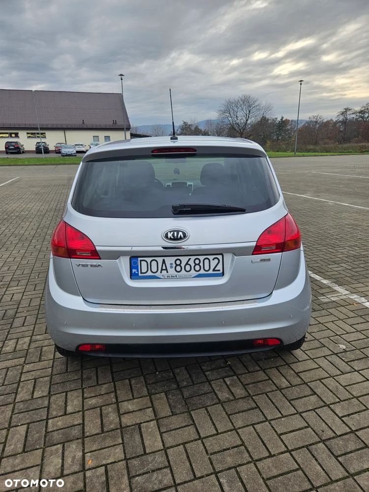 Kia Venga 1.6 CRDi L - 6