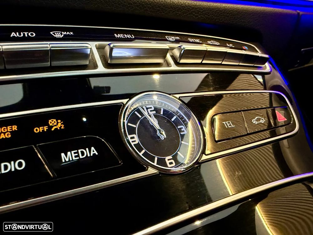Mercedes-Benz E 220 d AMG Line - 18
