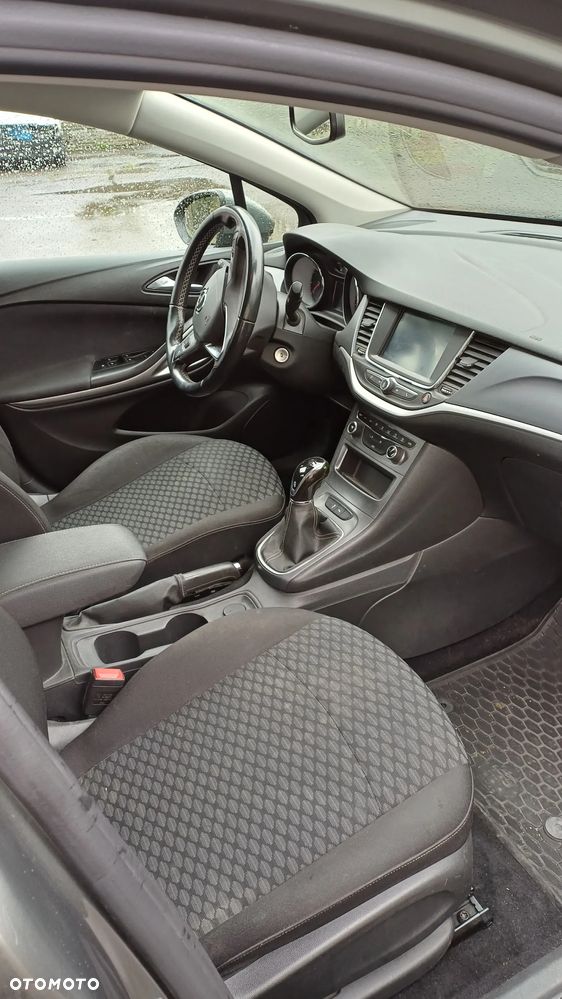 Opel Astra 1.4 T GPF Dynamic - 4