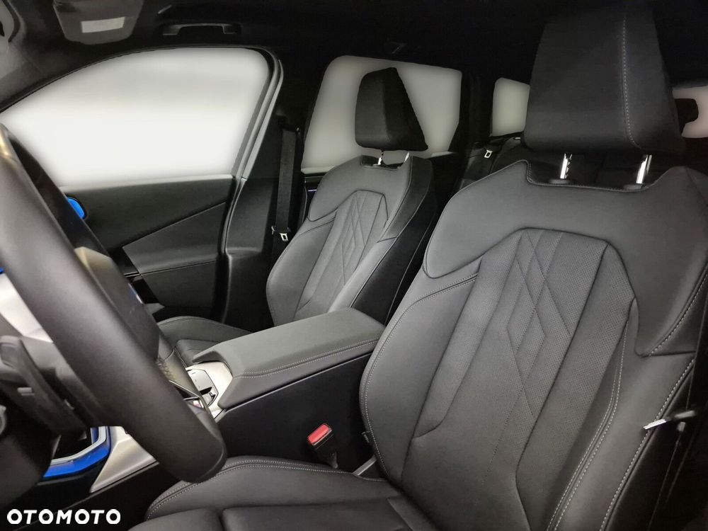 BMW X3 xDrive20 mHEV - 13