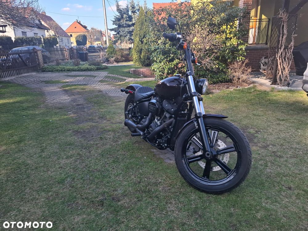 Harley-Davidson Softail Street Bob - 4