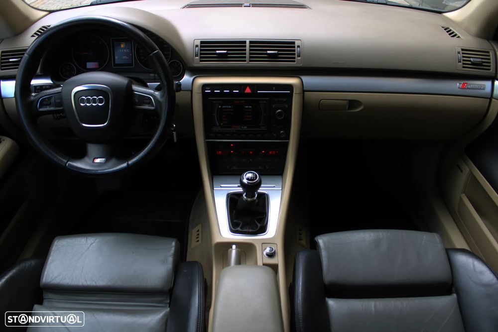 Audi A4 Avant 2.0 TDi S-line - 18