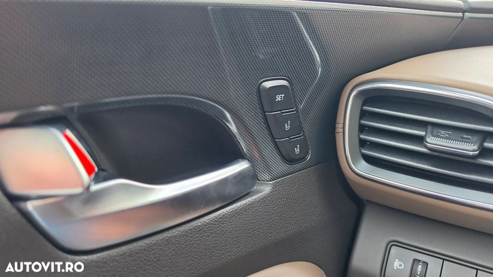 Hyundai Santa Fe - 27