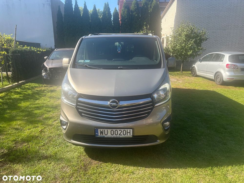 Opel Vivaro - 10