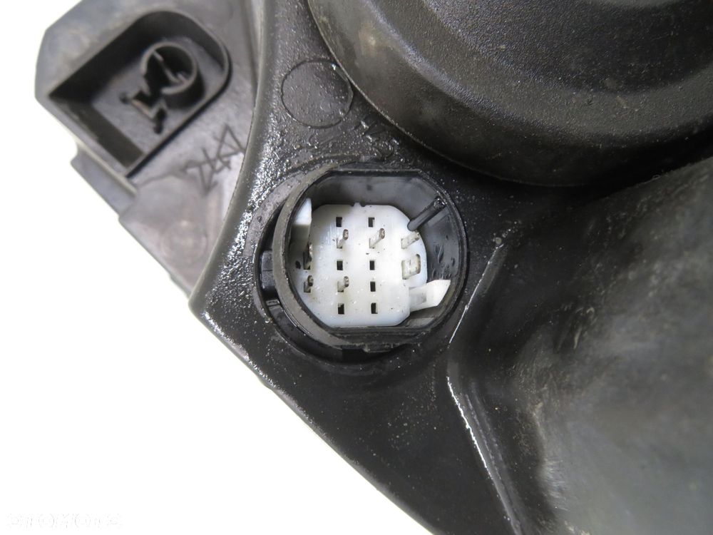 LAMPA PRAWA PRZEDNIA FIAT GRANDE PUNTO 89101388DX - 8