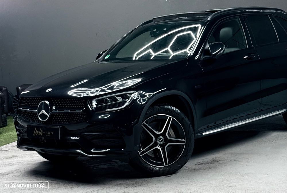 Mercedes-Benz GLC 300 de 4Matic 9G-TRONIC AMG Line - 27