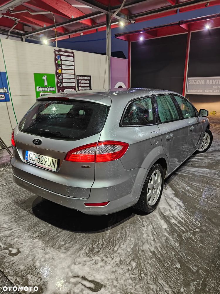 Ford Mondeo 2.0 TDCi Ghia - 4