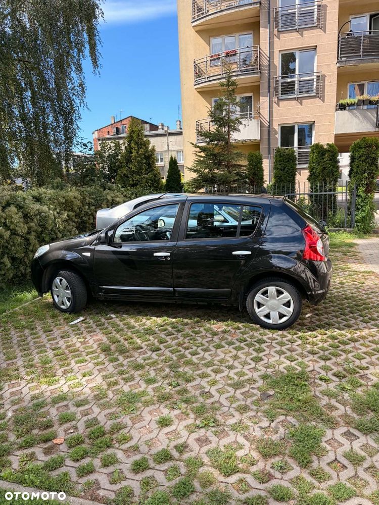 Dacia Sandero - 2