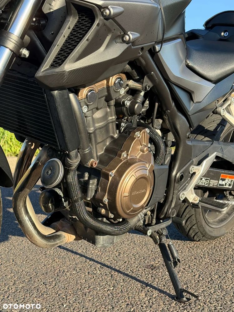 Honda CB - 11
