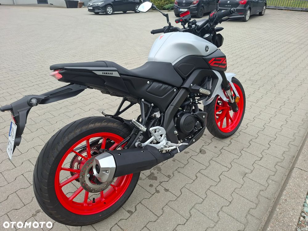 Yamaha MT - 5