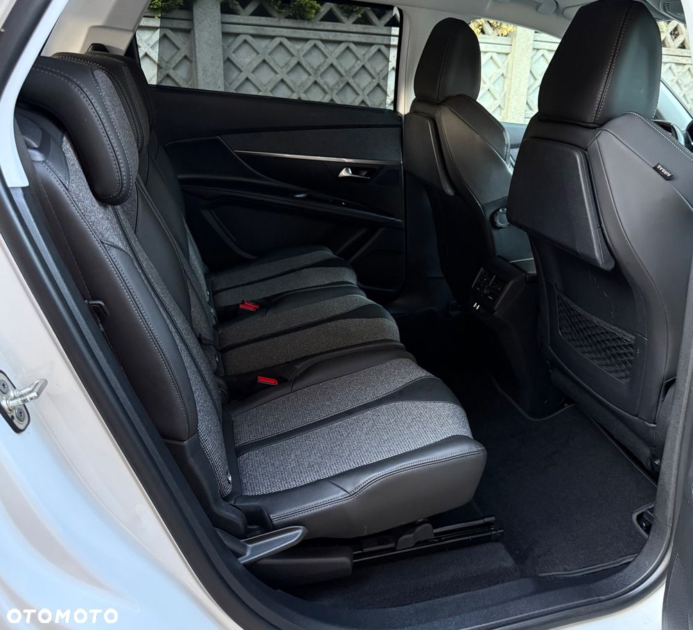 Peugeot 5008 BlueHDi 130 Allure - 12
