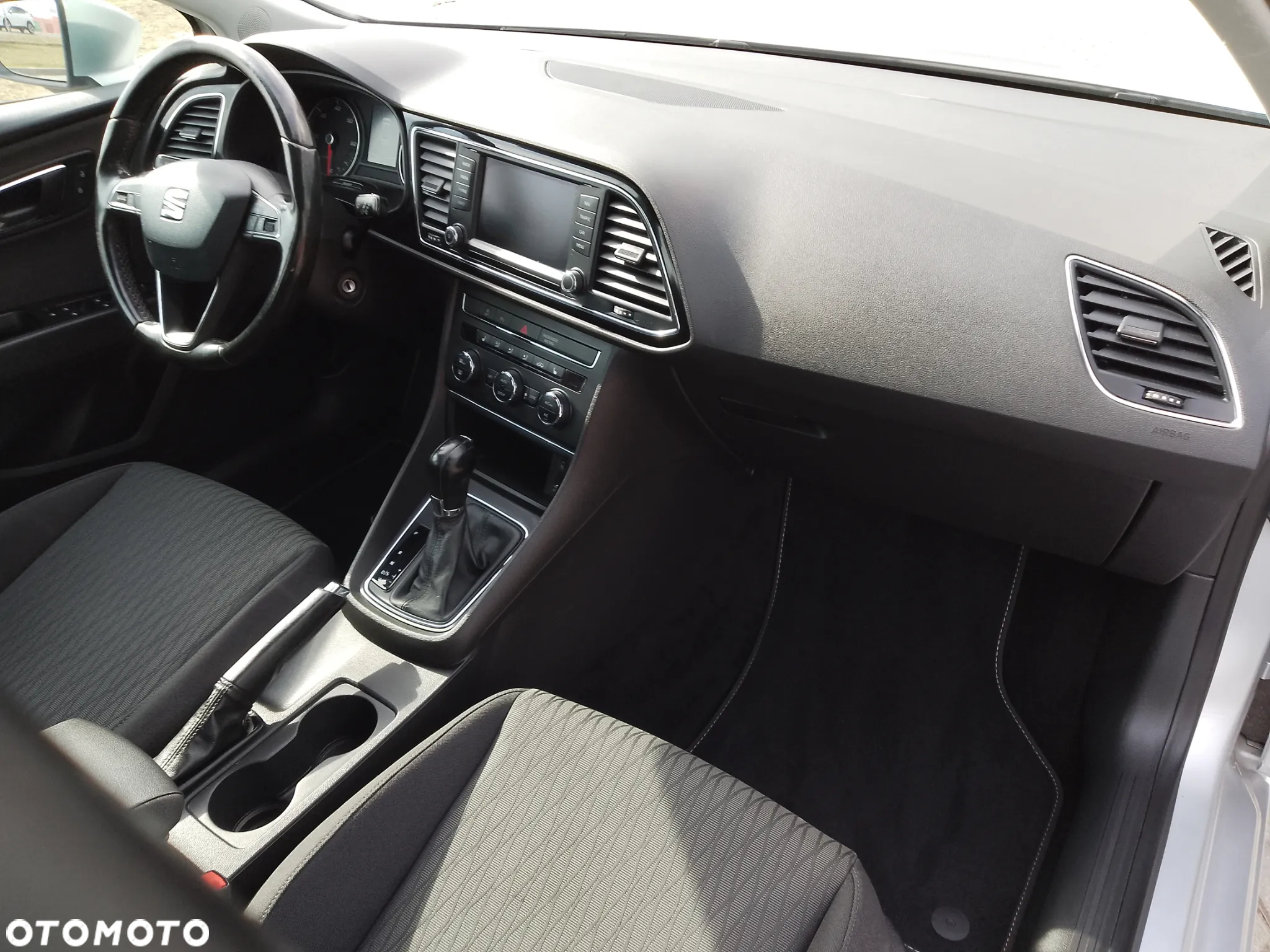Seat Leon 1.6 TDI Style S&S DSG - 17