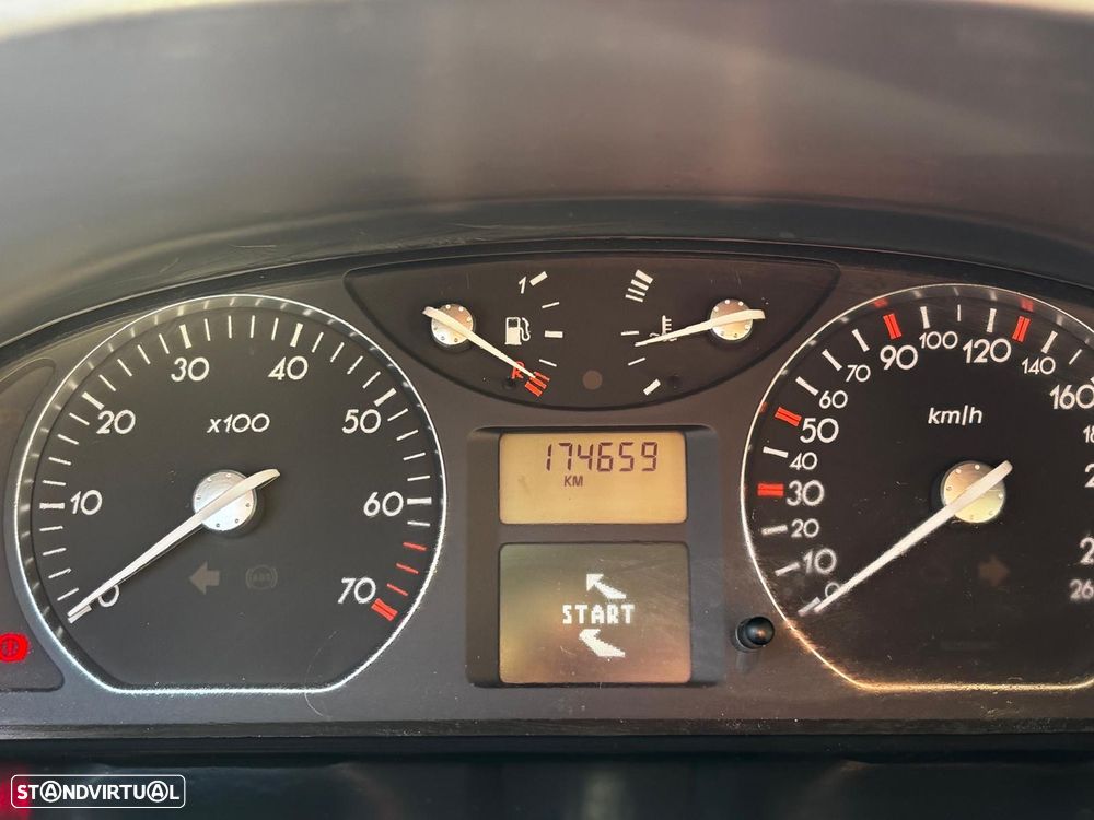 Renault Laguna Break 1.6 Privilège - 3
