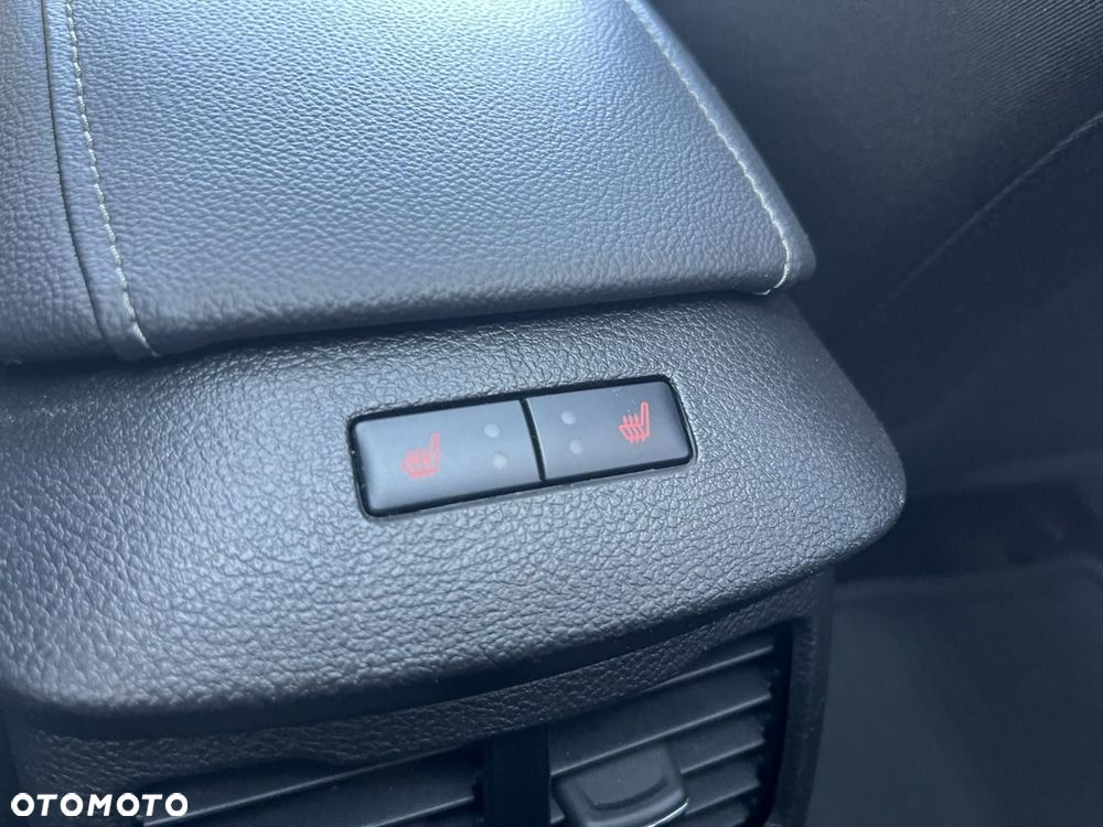 Ford Mondeo 2.0 EcoBlue Titanium - 33
