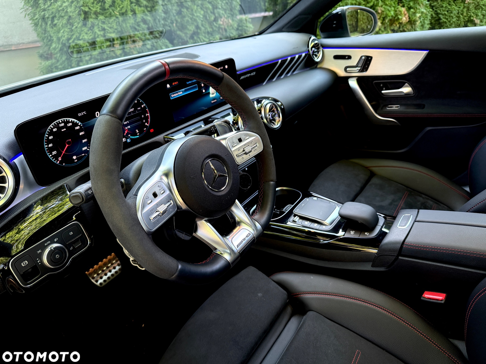 Mercedes-Benz Klasa A 35 AMG 4-Matic 7G-DCT - 17