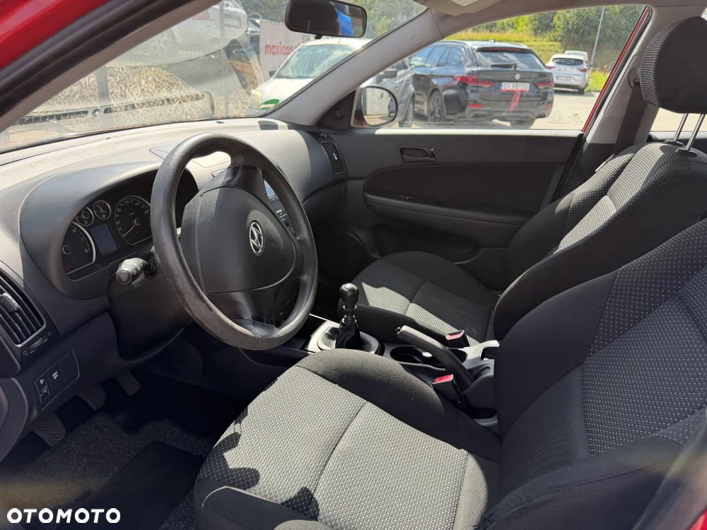 Hyundai i30 1.4 Comfort - 11