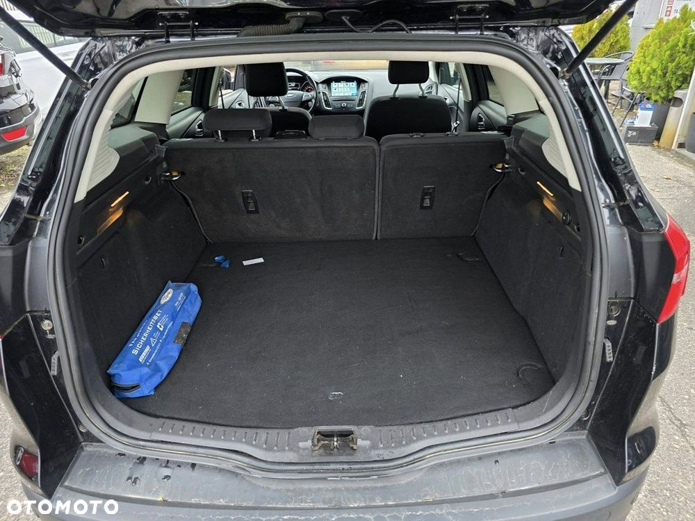 Ford Focus 1.0 EcoBoost Gold X (Edition) - 34