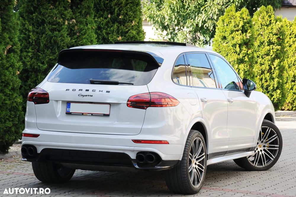 Porsche Cayenne 3.0TD TipTronic - 11