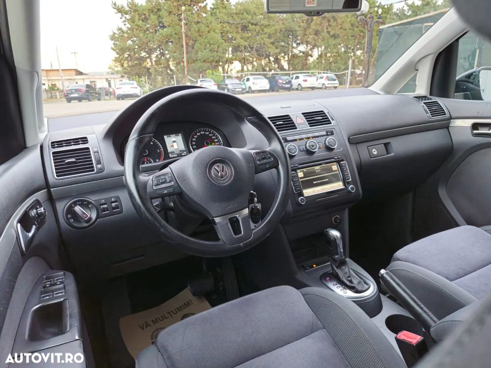 Volkswagen Touran 2.0 TDI DPF DSG Highline - 7