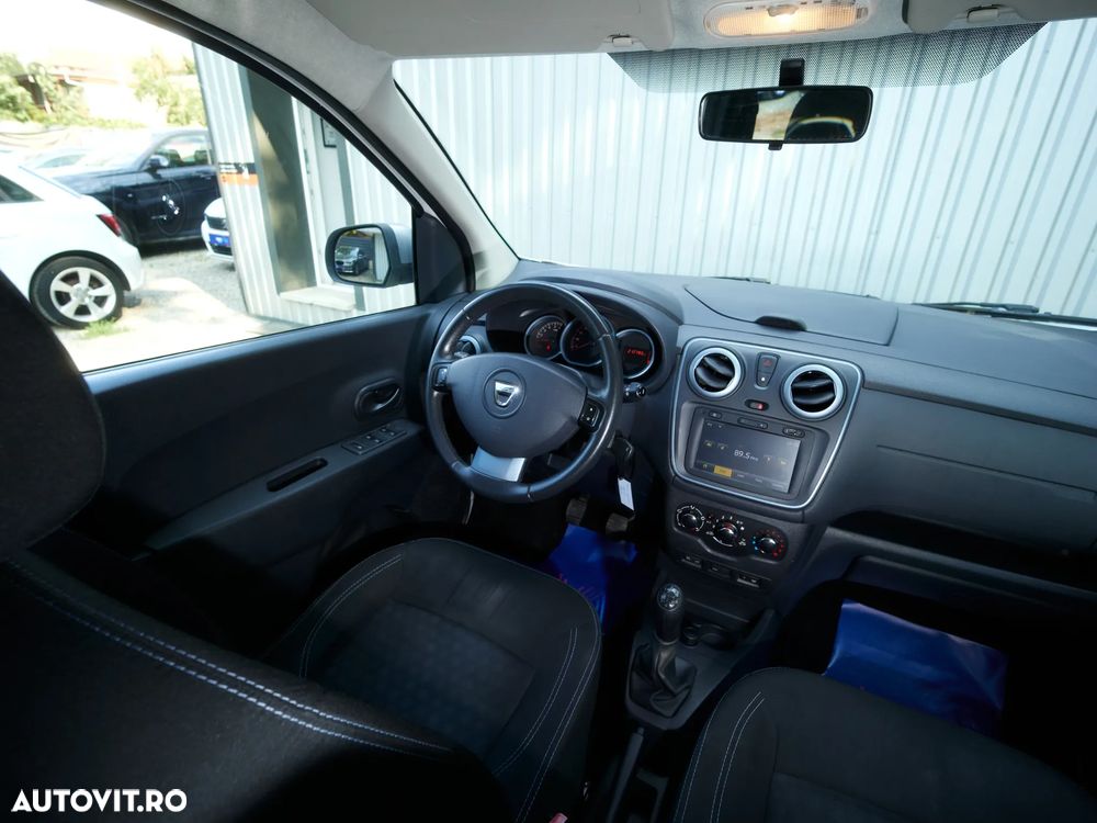 Dacia Lodgy TCe 115 Stepway - 12