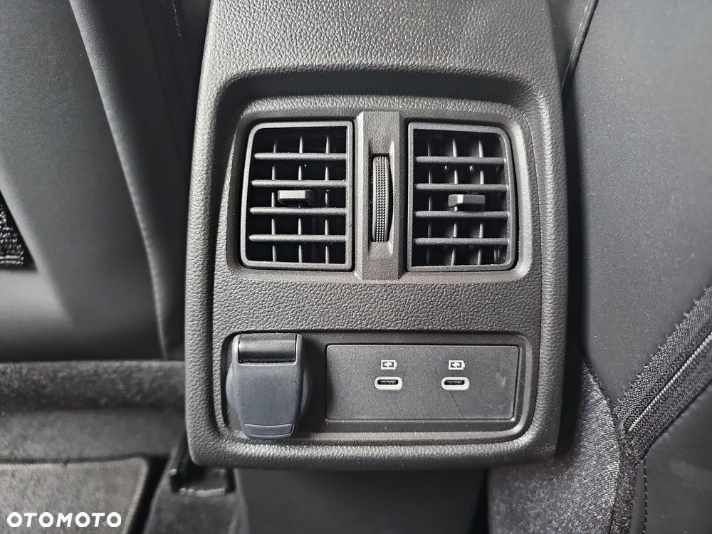Renault Captur - 26